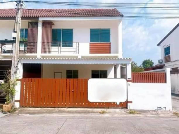 ขาย บ้านหลังริม มู่บ้านศรีพูนสุข กล้ปิ่นทอง ติดถนนใหญ่ มีรถบริษัทผ่าน 2.19 ล้านบาท